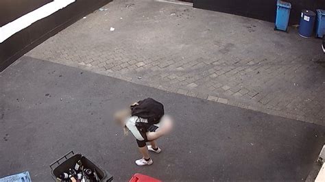Watch Jogger Caught Pooping Behind Australian Booze Shop Metro Video