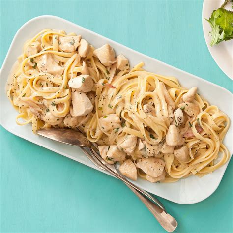 Creamy and velvety, my chicken stroganoff recipe is brimming with earthy mushrooms and a rich savory sauce that's perfect to serve over top of warm, buttery egg. Chicken Stroganoff - Rachael Ray In Season