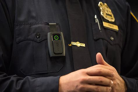 Nypd Pulls Thousands Of Its Body Cams After One Of Them Exploded Digital Trends