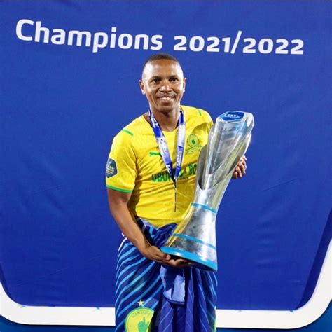 Andile Jali Walked Away With 3 Awards At The 2022 Psl Awards