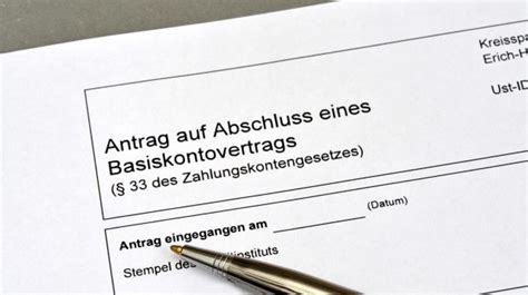 Die deutsche bank aktiengesellschaft () ist das nach bilanzsumme und mitarbeiterzahl größte kreditinstitut deutschlands. BGH: Basiskonto der Deutschen Bank ist zu teuer