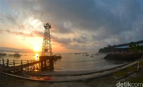 Menetapkan matahari terbit dari timur dan tenggelam di sebelah barat. Begitu Cantik, Kala Matahari Terbit di Pantai Pangandaran