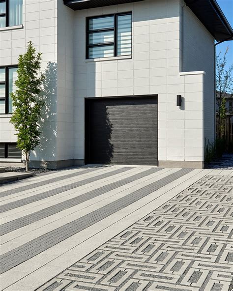 8 Stunning Options For Driveway Pavers