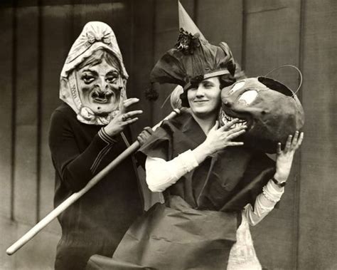 Pin By Tristan Robin Blakeman On Vintage Halloween Creepiness