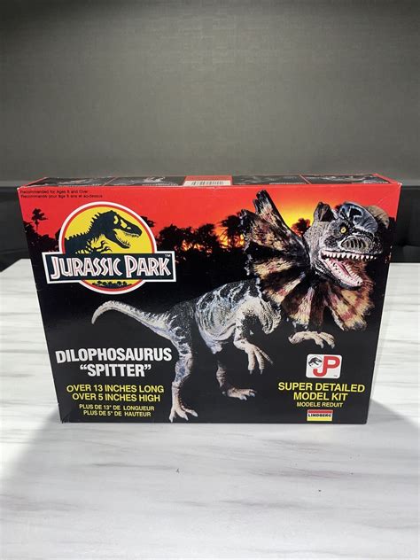 Mavin Jurassic Park Dilophosaurus Spitter Super Detailed Model Kit
