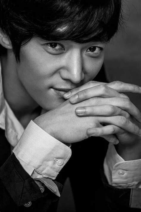 choi jin hyuk looks best with his hair down like in this picture in my opinion the thing that
