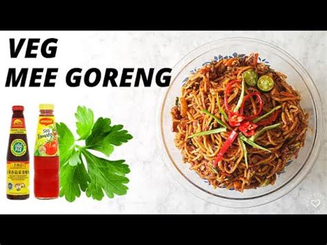 Makanan ini juga merupakan menu andalan bagi para ibu rumah tangga untuk membuat sarapan. Veg Mee Goreng | Better than Mamak-style! ️🥕🍅 - YouTube