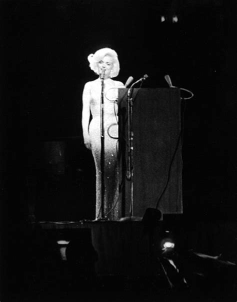 Descobrir 56 Imagem Marilyn Singing Happy Birthday Br Thptnganamst