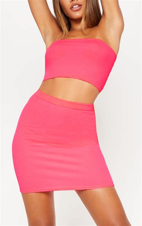 Neon Pink Bandeau Crop Top Tops Prettylittlething Ie