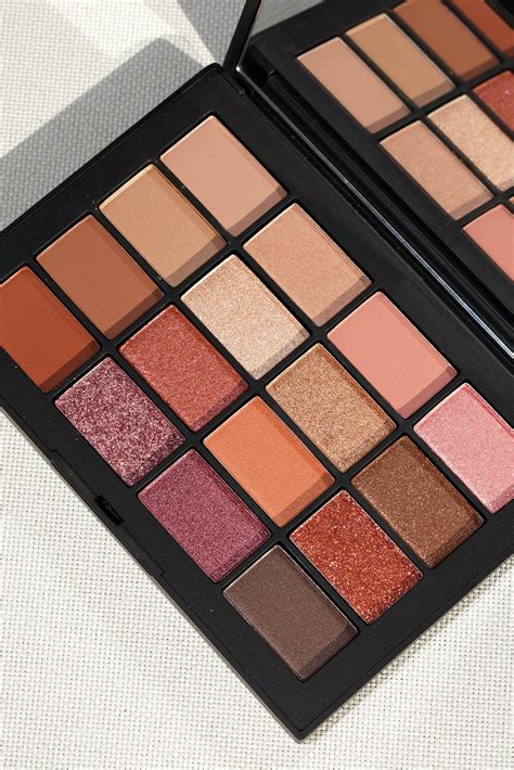NARS Summer Unrated The Beauty Look Book