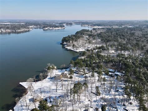 Photo Gallery Snow And Ice Turns Lake Jacksonville Into A Winter