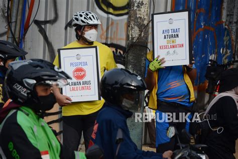 Komunitas Sepeda Di Bandung Kampanyekan Budaya Tertib Berlalu Lintas