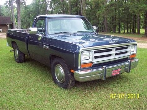 Purchase New 1989 Dodge D250 Base Standard Cab Pickup 2 Door 59l In