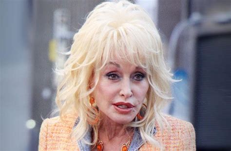 Dolly Parton Caught Up In Lesbian Payoff Scandal