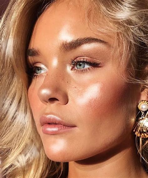 i love this glowy look so much makeup dewy makeup summer makeup makeup looks