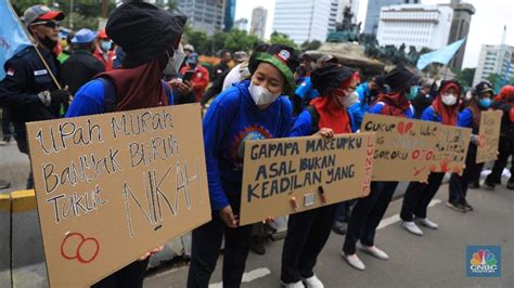 Intip Demo Ratusan Buruh Tuntut Kenaikan Ump Dki Jakarta 2022