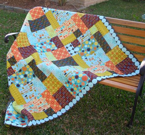 Check out our list of 27 star quilt patterns: Free Housewares pattern is now available! - LizzyHouse