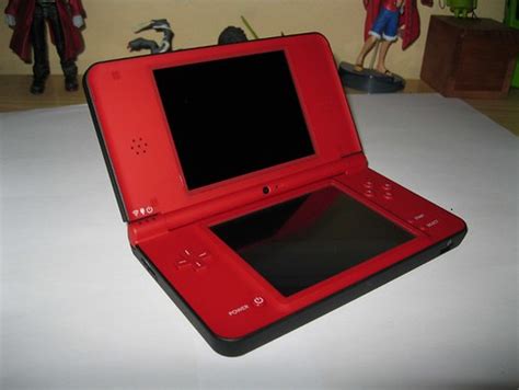 The new nintendo 3ds xl system plays all nintendo ds games. Nintendo DSI XL 25 Aniversario + juegos + funda - Nintendo ...