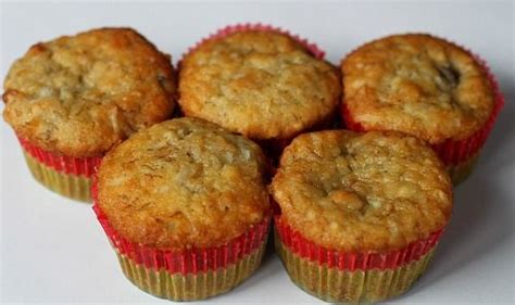 Banana bread, ina garten : Best Banana Cupcake or Muffin Recipe | Pumpkin cupcake ...
