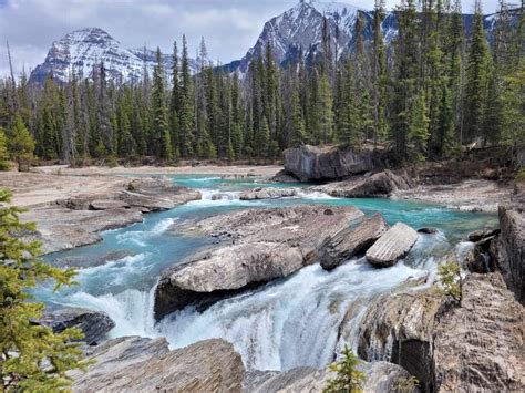 Explore The National Parks Of Beautiful British Columbia 2022 Guide