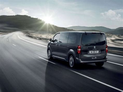 Peugeot E Traveller Electric 50kwh Standard Business Vip Auto 8 Seat
