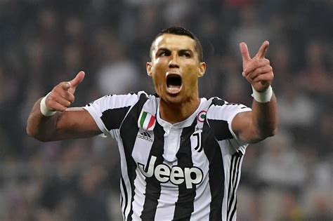 Juventus kits for dream league soccer url and logo 20192020. Juventus Turin: les révélations sur la forme ...