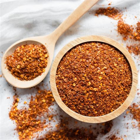 Cayenne Pepper Vs Chili Powder Heres The Difference Insanely Good