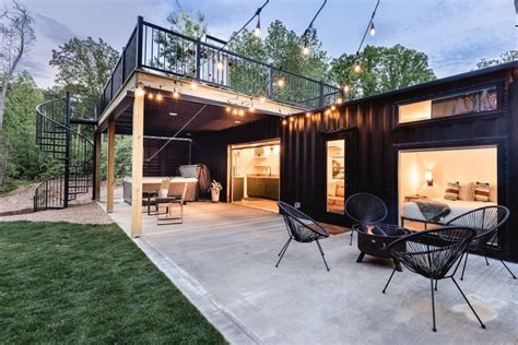 A Cozy Shipping Container Rental With Spectacular Outdoor Areas