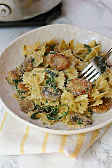 Spinach and sausage stuffed mushrooms recipe. Creamy Mushroom & Chicken Sausage Florentine Pasta - The ...