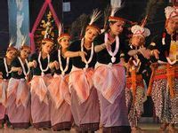 The meitei people are well known for their sporting prowess, hockey and polo are traditional and the meitei form of martial art, thang ta, has recently been recognised as one of the official forms of international martial arts. 220 Pan Meitei(Manipuri) Girls ideas | traditional dresses ...