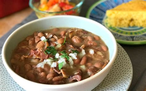 1 medium green pepper, chopped; Recipe For Pinto Beans Ground Beef And Sausage / Southern Pinto Beans And Ham Hocks I Heart ...