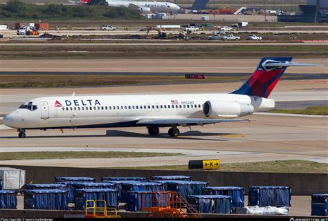 N932at Delta Air Lines Boeing 717 231 Photo By Severin Hackenberger