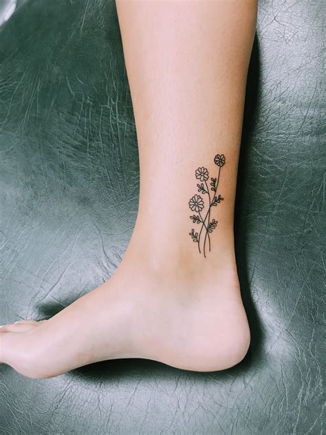 Flower Ankle Tattoo Flower Tattoo On Ankle Tattoos Ankle Tattoo