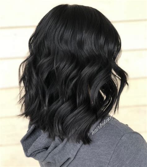 Although the bob emerged as a very short cut with the length no longer than the chin level, today we can choose from a. Medium Layered Haircuts & Hairstyles That Will Turn Heads ...
