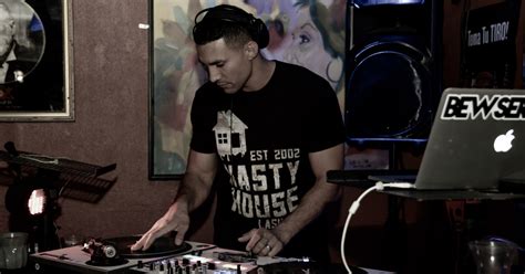 DJ Bewser Delivers DJcity Podcast Mix