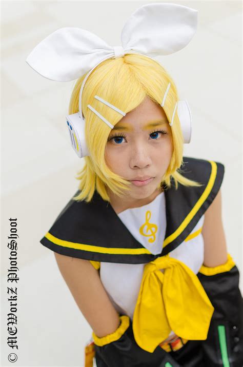 Rin Kagamine Cosplay By Ps Xiaofeng On Deviantart