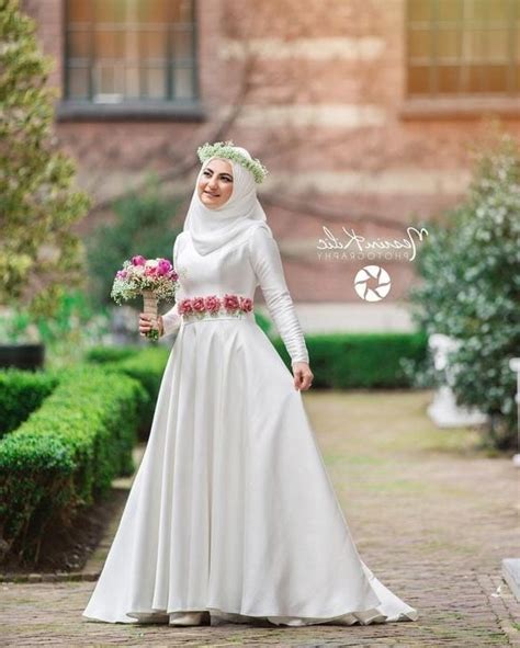 inspirasi gaun pernikahan muslimah e6d5 gaun pengantin bercadar keren baju muslim malaysia