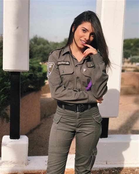 Pin On Israeli Army Girls Stunning Idf Girls Beautiful Women In Israel Defense Forces