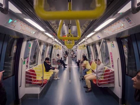 11 Dos And Donts Of Taking The Mrt In Singapore
