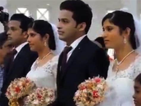 Twin Priests Officiate Wedding As Twins Marry Twins In Kerala Latest News India Hindustan Times
