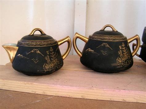 Typically served in the afternoon with scones in britain, citation needed the blend was originally devised for edward, prince of wales, later king edward viii. Vintage Kutani Tea Pot Set / Hand Painted Japanese ...