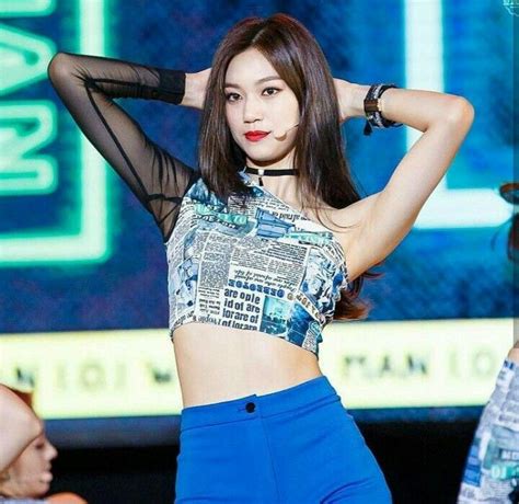 kim doyeon ioi girls image kpop idol armpits produce 101 crop tops