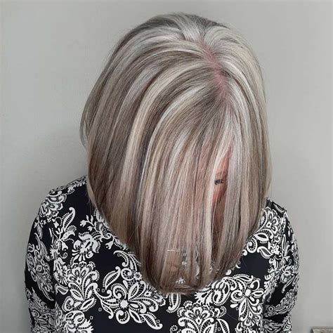 Blending gray hair with highlights and lowlights is a concept that has already proven its efficacy. Transitioning to Gray Hair 101, NEW Ways to Go Gray in ...