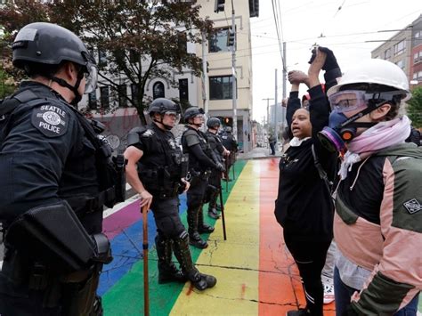 Seattle Police Sweep Chop Protest Zone Arrest Dozens Seattle Wa Patch