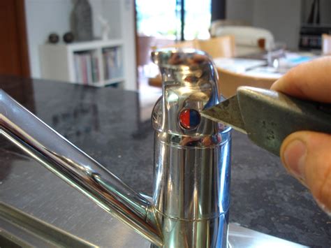 Kitchen mixer taps can be difficult to fix, but luckily in this video it was one of the easiest taps i have ever had to fix. How to replace a sink mixer cartridge / service a kitchen tap