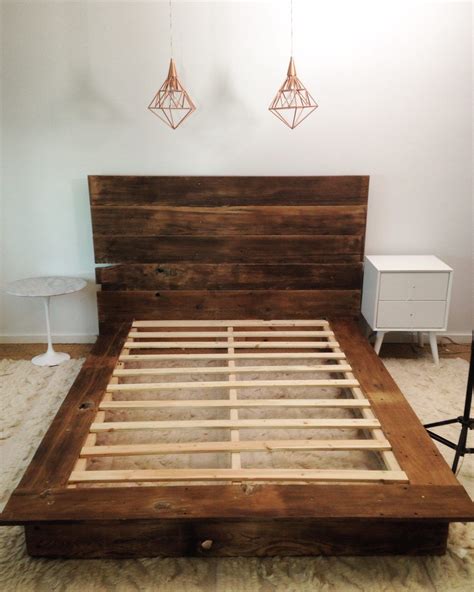 It's possible you'll discovered one other do it yourself platform bed frame higher design ideas. DIY Reclaimed Wood Platform Bed | Diy platform bed, Wood platform bed, Diy bed frame