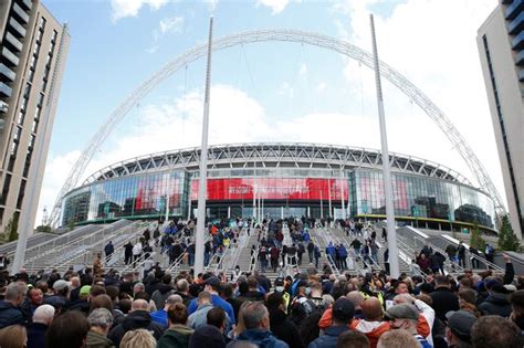 With 90,000 seats, the rebuilt stadium in wembley will be the largest arena at euro 2020. Euro 2020 host countries and stadiums for this summer's ...