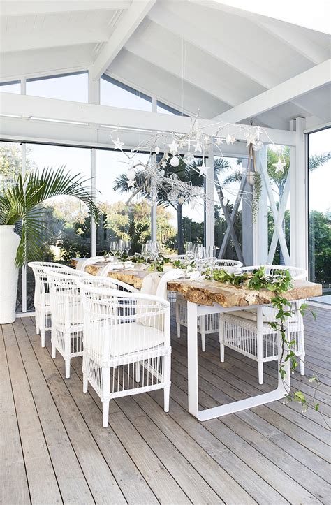 Loving This Stunning Hamptons Style Outdoor Entertaining Area With