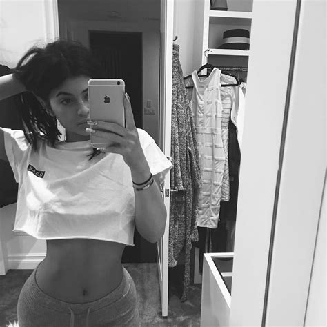 43 Celebrity No Makeup Selfies That Are Worth A Second Look — Photos Kylie Jenner Body Kylie