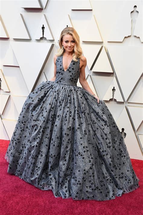 Kelly Ripa At The 2019 Oscars Oscars Red Carpet Dresses 2019